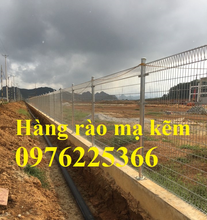 hàng rào mạ kẽm gập 2 đầu
