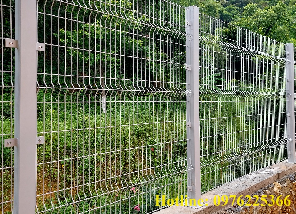 hàng rào lưới thép chấn sóng